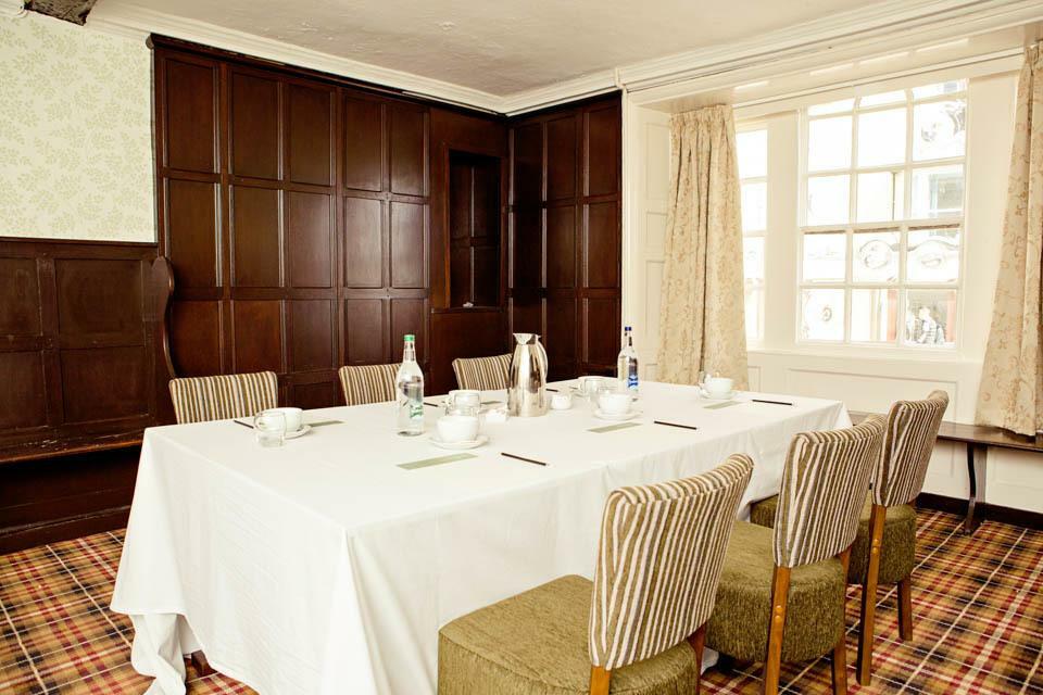 The Kings Arms Hotel Бистер Интерьер фото